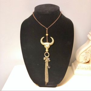 TRENDY Bull Horn Necklace